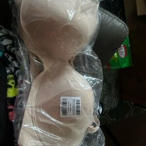 Torrid wire free push up 360 back smoothing bra size 46DD new with tags